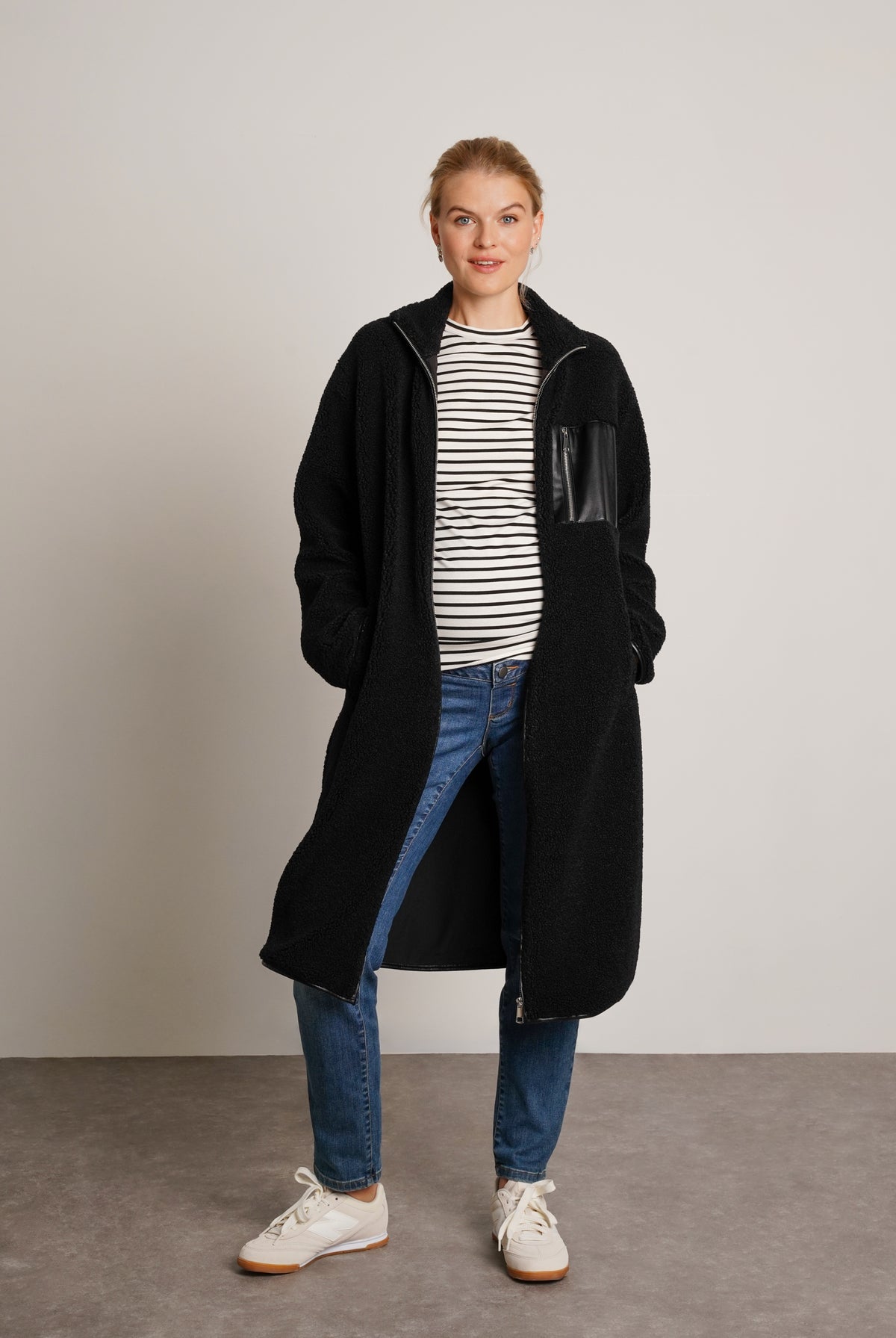 NOM Maternity Teddi Coat in Black, full front view open