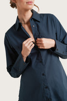 NOM Maternity The Weekday Dress in Dark Teal, close-up view of collar and buttons 